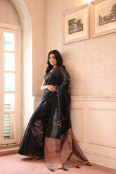 KAVVYA SOFT & LIGHT WEIGHT HANDLOOM WEAVED BLACK TUSSAR SAREE WITH BEAUTIFUL BIG FLORAL MOTIFS ALLOVER COMES WITH BROWN PALLU AND BLOUSE