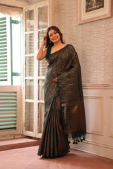 KAVVYA SOFT & LIGHT WEIGHT BOTTLE GREEN HANDLOOM SAREE WITH STIPES ALLOVER THE WITH GOLDEN SILK ZARI COMES WITH HEAVY PALLU AND BLOUSE