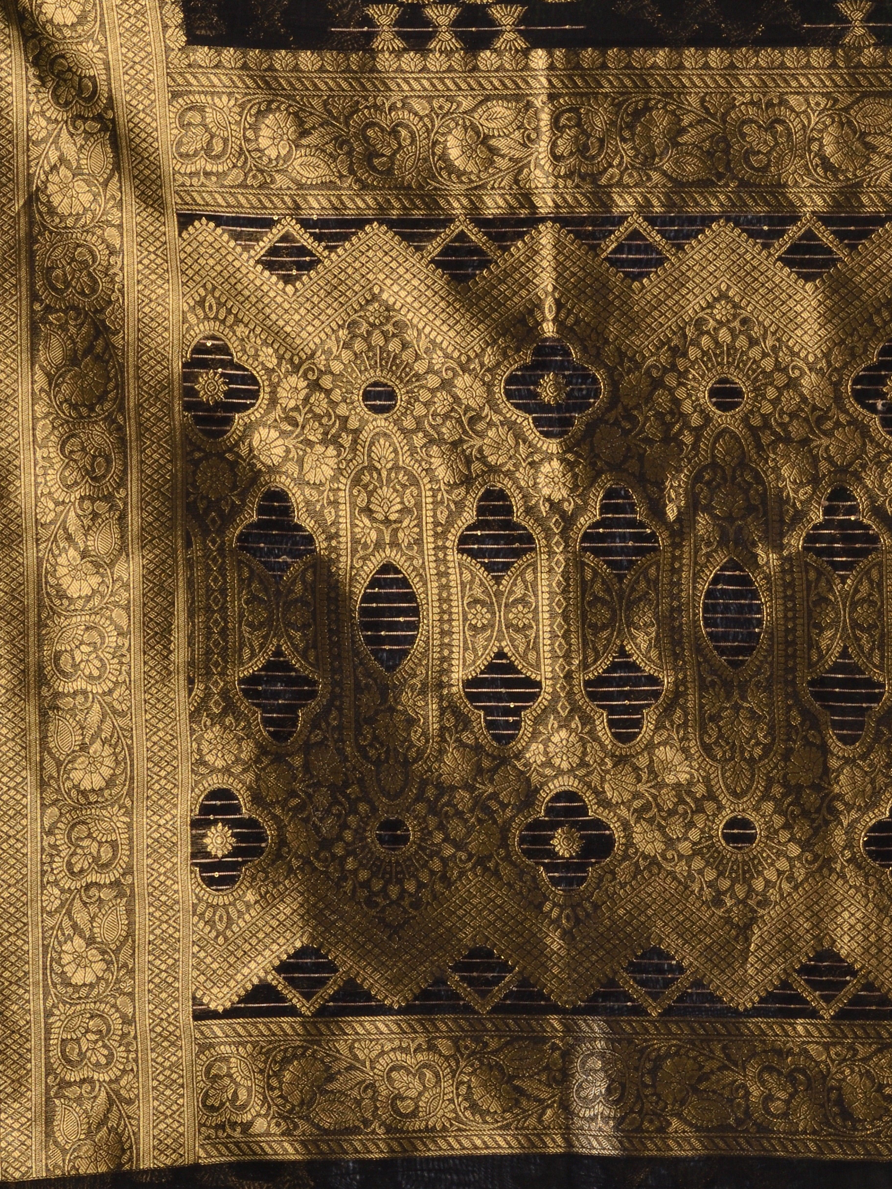 Kavvya Black Soft & Lightweight Kora Organza Weaving Silk Saree In Golden Zari - KAVVYA 
