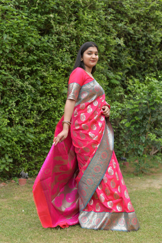 Kavvya Rani Soft & Lightweight Mulberry Silk Weaving Saree KAVVYA 