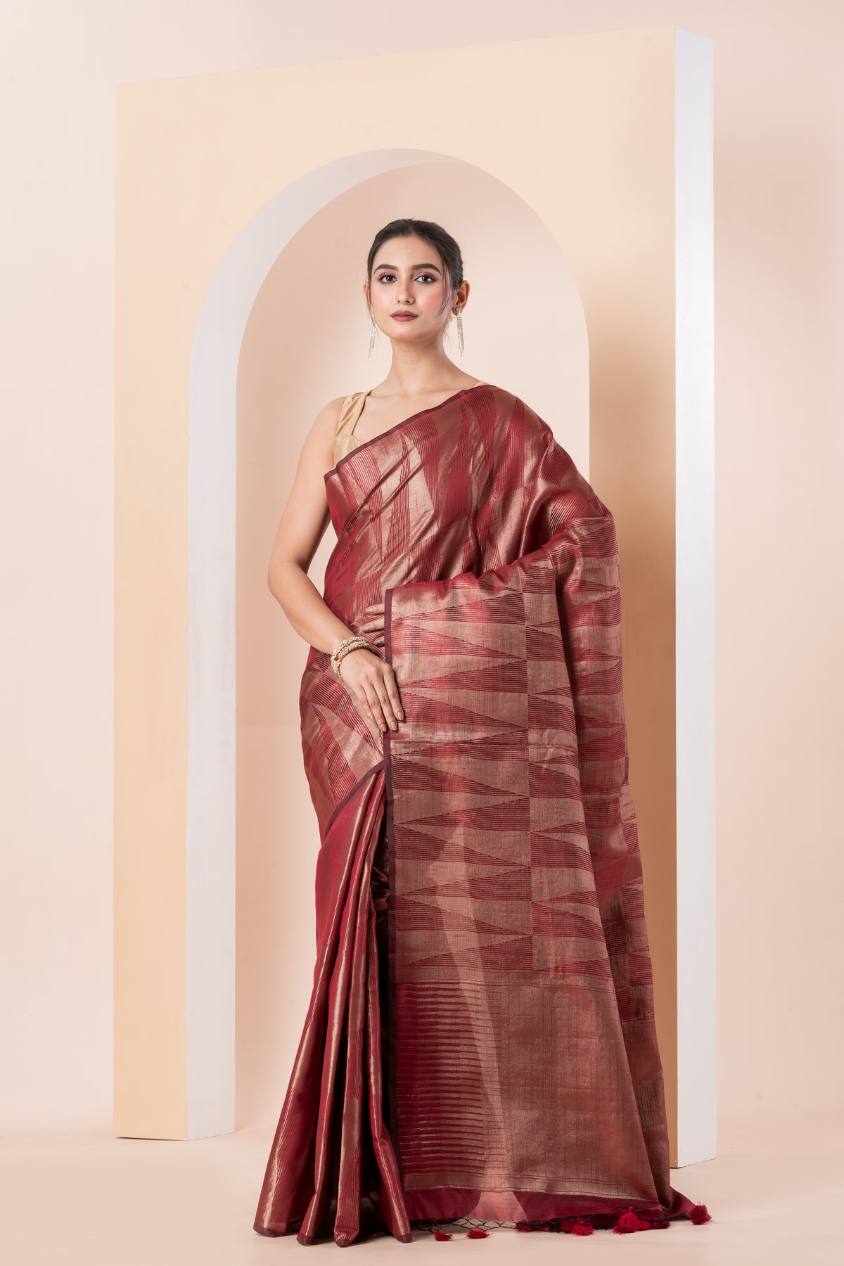 KAVVYA SOFT & LIGHT WEIGHT RED HANDLOOM SILK GOLDEN ZARI WEAVING SAREE IN TUSSAR FABRIC WITH BEAUTIFUL GEOMETRIC TEMPLE DESIGN ALLOVER THE SAREE COMES WITH BEAUTIFUL RED HEAVY WEAVING BLOUSE