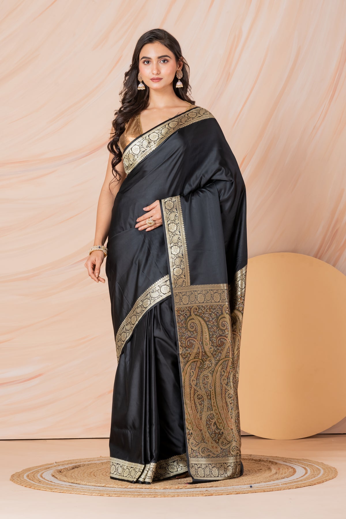 KAVVYA SOFT & LIGHT WEIGHT  SILK BLACK SAREE WITH BEAUTIFUL WEAVES IN BORDER AND PALLU WITH MULTICOLOUR RESHAM COMES WITH HEAVY SILK BLOUSE WITH HEAVY WEAVES