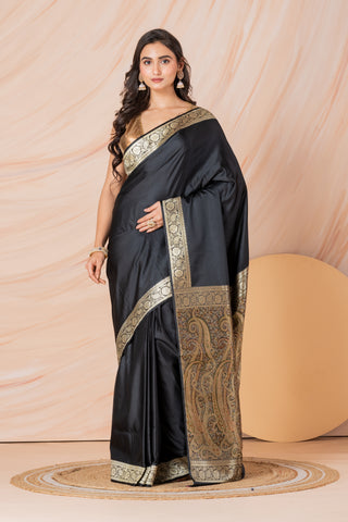 KAVVYA SOFT & LIGHT WEIGHT  SILK BLACK SAREE WITH BEAUTIFUL WEAVES IN BORDER AND PALLU WITH MULTICOLOUR RESHAM COMES WITH HEAVY SILK BLOUSE WITH HEAVY WEAVES