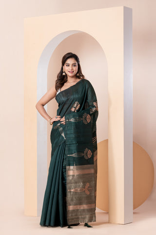KAVVYA SOFT & LIGHT WEIGHT DARK GREEN HANDLOON WEAVING TUSSAR SAREE WITH BEAUTIFUL BIG FLORAL MOTIFS IN SILVER ZARI WITH CONTRAST PALLU AND BLOUSE