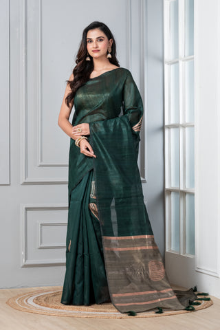 KAVVYA SOFT & LIGHT WEIGHT DARK GREEN HANDLOON WEAVING TUSSAR SAREE WITH BEAUTIFUL BIG FLORAL MOTIFS IN SILVER ZARI WITH CONTRAST PALLU AND BLOUSE