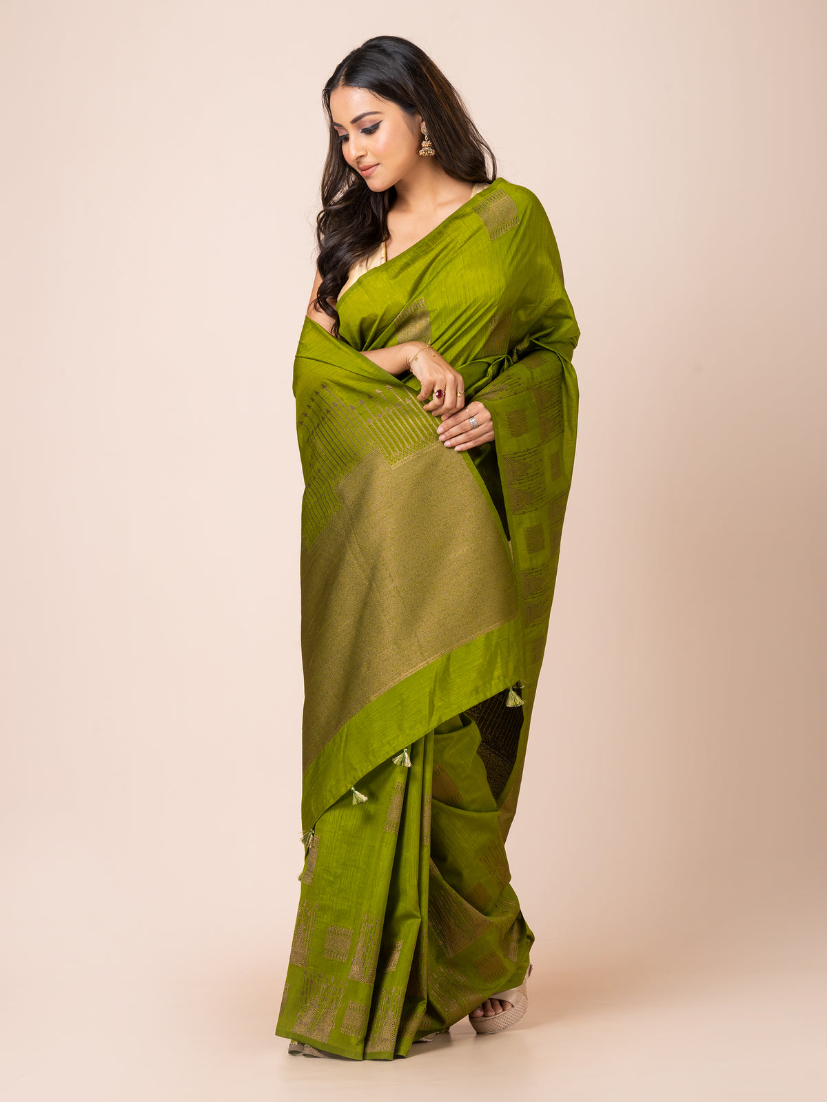 KAVVYA soft & lightweight green color benarasi handloom linen weaving silk saree