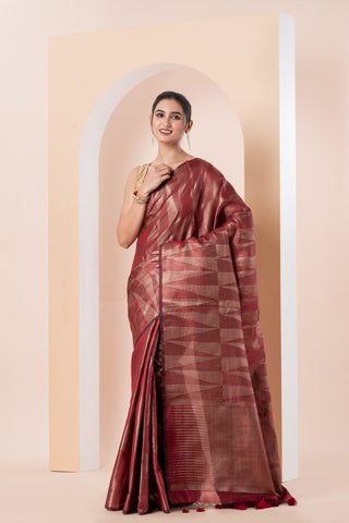 KAVVYA SOFT & LIGHT WEIGHT RED HANDLOOM SILK GOLDEN ZARI WEAVING SAREE IN TUSSAR FABRIC WITH BEAUTIFUL GEOMETRIC TEMPLE DESIGN ALLOVER THE SAREE COMES WITH BEAUTIFUL RED HEAVY WEAVING BLOUSE