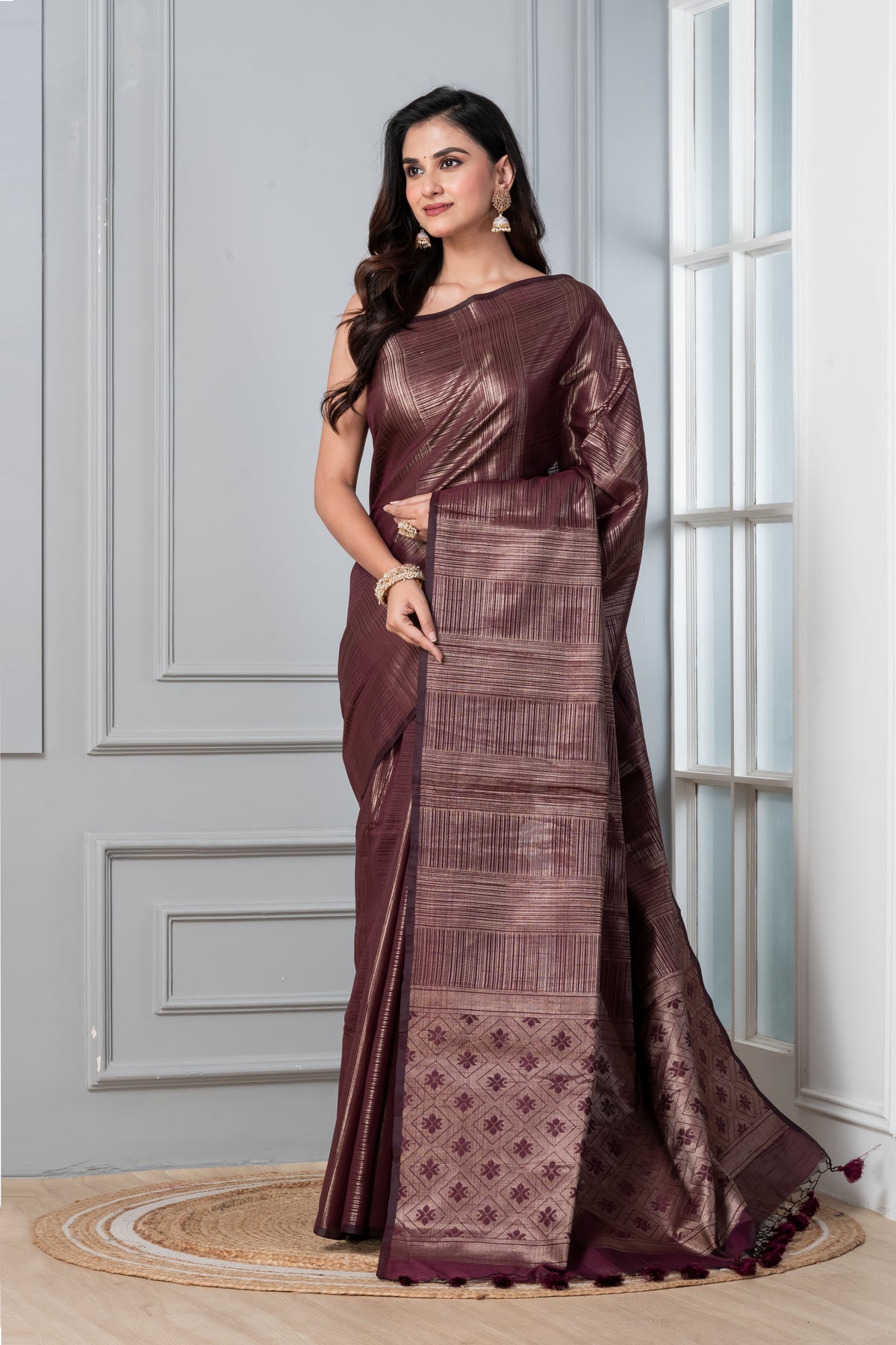 KAVVYA SOFT & LIGHT WEIGHT WINE HANDLOOM SILK GOLDEN ZARI WEAVING SAREE IN TUSSAR FABRIC WITH BEAUTIFUL GEOMETRIC DESIGN ALLOVER THE SAREE COMES WITH BEAUTIFUL WINE HEAVY WEAVING BLOUSE