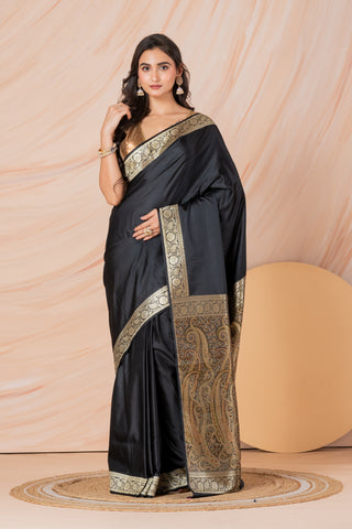 KAVVYA SOFT & LIGHT WEIGHT  SILK BLACK SAREE WITH BEAUTIFUL WEAVES IN BORDER AND PALLU WITH MULTICOLOUR RESHAM COMES WITH HEAVY SILK BLOUSE WITH HEAVY WEAVES