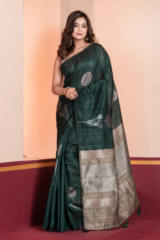 KAVVYA SOFT & LIGHT WEIGHT dark green HANDLOON WEAVING LINEN SAREE WITH BEAUTIFUL BIG FLORAL MOTIFS IN SILVER ZARI WITH CONTRAST OLIVE GREEN PALLU AND BLOUSE