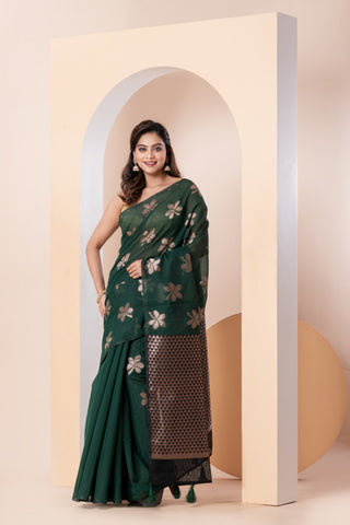 KAVVYA SOFT &amp; LIGHT WEIGHT GREEN HANDLOOM WEAVED SAREE WITH BEAUTIFUL BIG FLORAL MOTIFS ALL OVER THE SAREE
