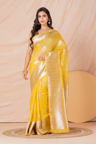 KAVVYA SOFT & LIGHT WEIGHT YELLOW SILK SAREE WITH BEAUTIFUL PALM TREE MOTIFS ON THE SAREE WITH SMALL TEMPLE BORDER