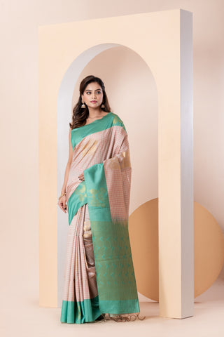 KAVVYA SOFT & LIGHT WEIGHT OFFWHITE SILK SAREE WITH CHECK WEAVED WITH COLOURFUL RESHAM AND BEAUTIFUL FLORAL MOTIFS ALL OVER THE SAREE WITH CONTRAST BORDER AND PALLU COMES WITH PALLU COLOURED CONTRAST BLOUSE