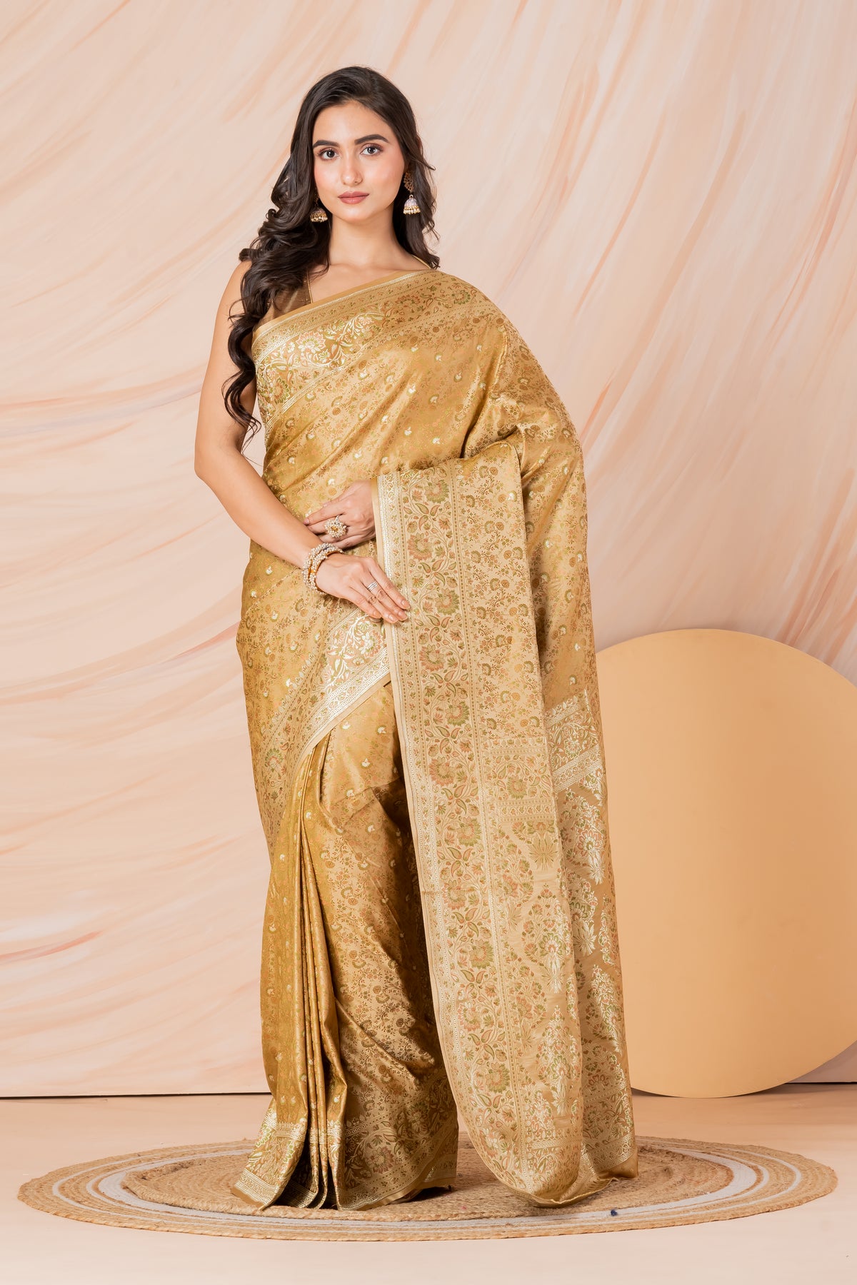 KAVVYA SOFT & LIGHT WEIGHT  SILK GREY SAREE WITH BEAUTIFUL WEAVES IN BORDER AND PALLU WITH MULTICOLOUR RESHAM COMES WITH HEAVY SILK BLOUSE WITH HEAVY WEAVES