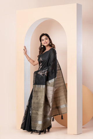 KAVVYA SOFT & LIGHT WEIGHT BOTTLE GREEN HANDLOOM WEAVED SAREE WITH BRONZE FLORAL MOTIF ALL OVER THE SAREE WITH CONTRAST OLIVE GREEN PALLU AND BLOUSE