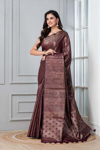 KAVVYA SOFT & LIGHT WEIGHT WINE HANDLOOM SILK GOLDEN ZARI WEAVING SAREE IN TUSSAR FABRIC WITH BEAUTIFUL GEOMETRIC DESIGN ALLOVER THE SAREE COMES WITH BEAUTIFUL WINE HEAVY WEAVING BLOUSE