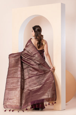 KAVVYA SOFT & LIGHT WEIGHT   WINE HANDLOOM SAREE WITH ALLOVER GOLDEN ZARI TEMPLE MOTIFS