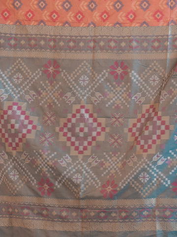 KAVVYA SOFT & LIGHT WEIGHT PEACH TWO TONE SAREE WITH FLORAl MOTIFS