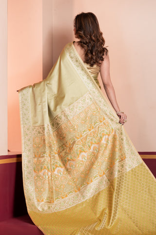 KAVVYA SOFT & LIGHT WEIGHT  SILK MINT GREEN SAREE WITH BEAUTIFUL WEAVES IN BORDER AND PALLU WITH MULTICOLOUR RESHAM COMES WITH HEAVY SILK BLOUSE WITH HEAVY WEAVES