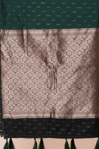 KAVVYA SOFT & LIGHT WEIGHT BOTTLE GREEN HANDLOOM  GOLDEN ZARI WEAVING SAREE IN TUSSAR FABRIC WITH BEAUTIFUL SMALL FLORAL MOTIFS ALLOVER THE SAREE COMES WITH BEAUTIFUL BIG MOTIF IN PALLU