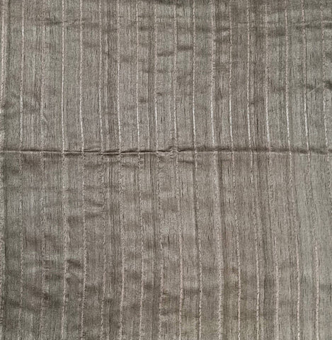 KAVVYA SOFT & LIGHT WEIGHT WINE HANDLOON WEAVING TUSSAR SAREE WITH BEAUTIFUL BIG FLORAL MOTIFS IN SILVER ZARI WITH CONTRAST PALLU AND BLOUSE