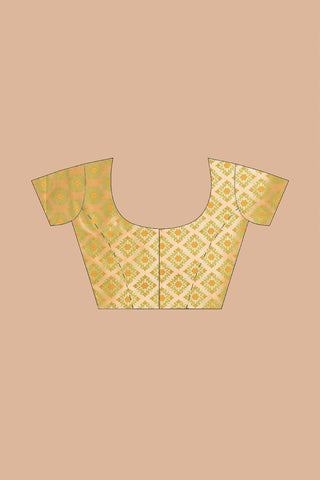 KAVVYA SOFT & LIGHT WEIGHT  SILK MINT GREEN SAREE WITH BEAUTIFUL WEAVES IN BORDER AND PALLU WITH MULTICOLOUR RESHAM COMES WITH HEAVY SILK BLOUSE WITH HEAVY WEAVES