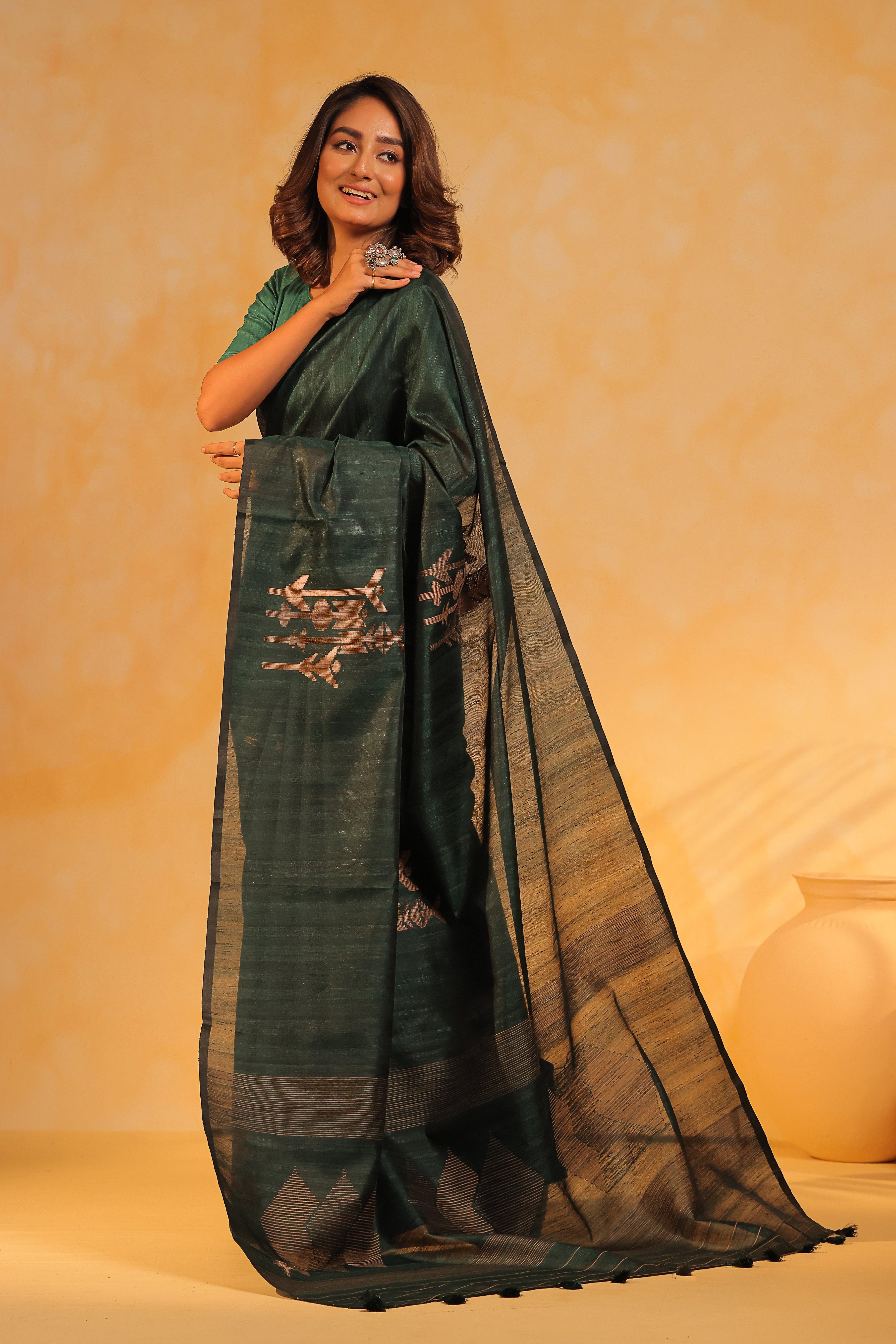 KAVVYA soft & lightweight green color benarasi handloom saree - KAVVYA 