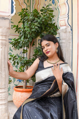 Kavvya Black Soft & Lightweight Mulberry Silk Weaving Saree